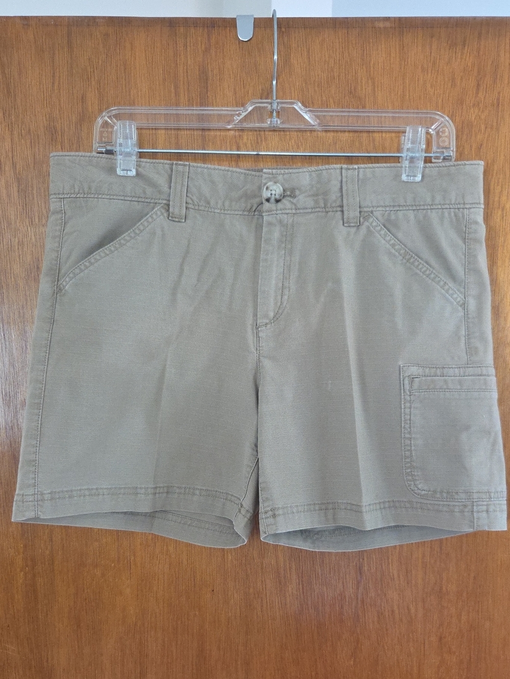Eddie Bauer Tan Cargo Shorts